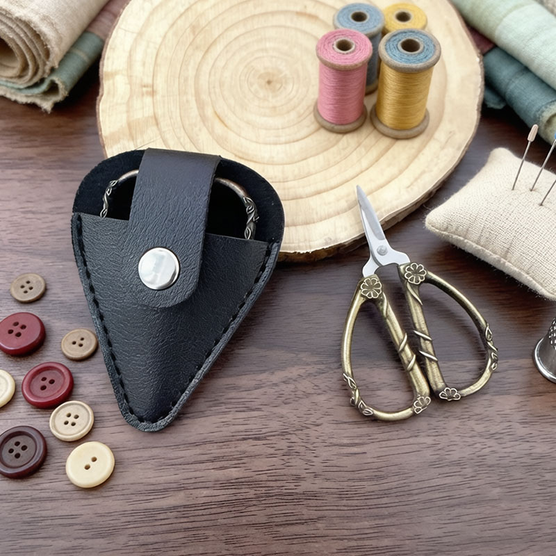Mini Tijeras Vintage de Acero  - Leather Work In Art reseña y precio