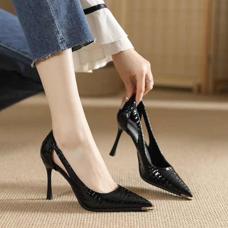 Zapatos de tacón alto de charo - Leather Work Outfit reseña y precio